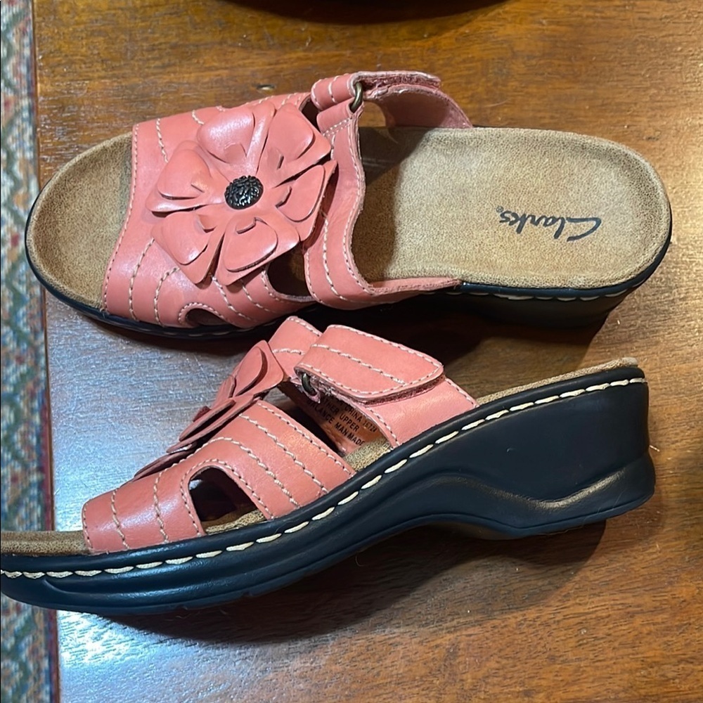 Clarks Pink and Brown Floral Sandals - Picture 3 of 8